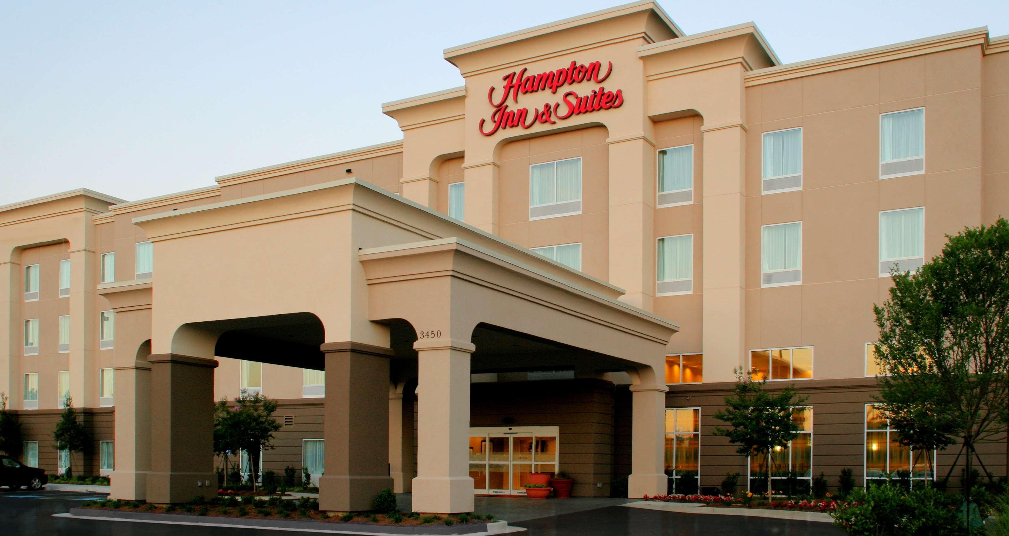 Hampton Inn & Suites Atlanta Airport West Camp Creek Pkwy College Park Exterior foto